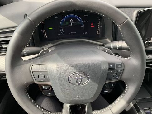 Used 2026 Toyota Camry SE w/ Convenience Package FWD image 19