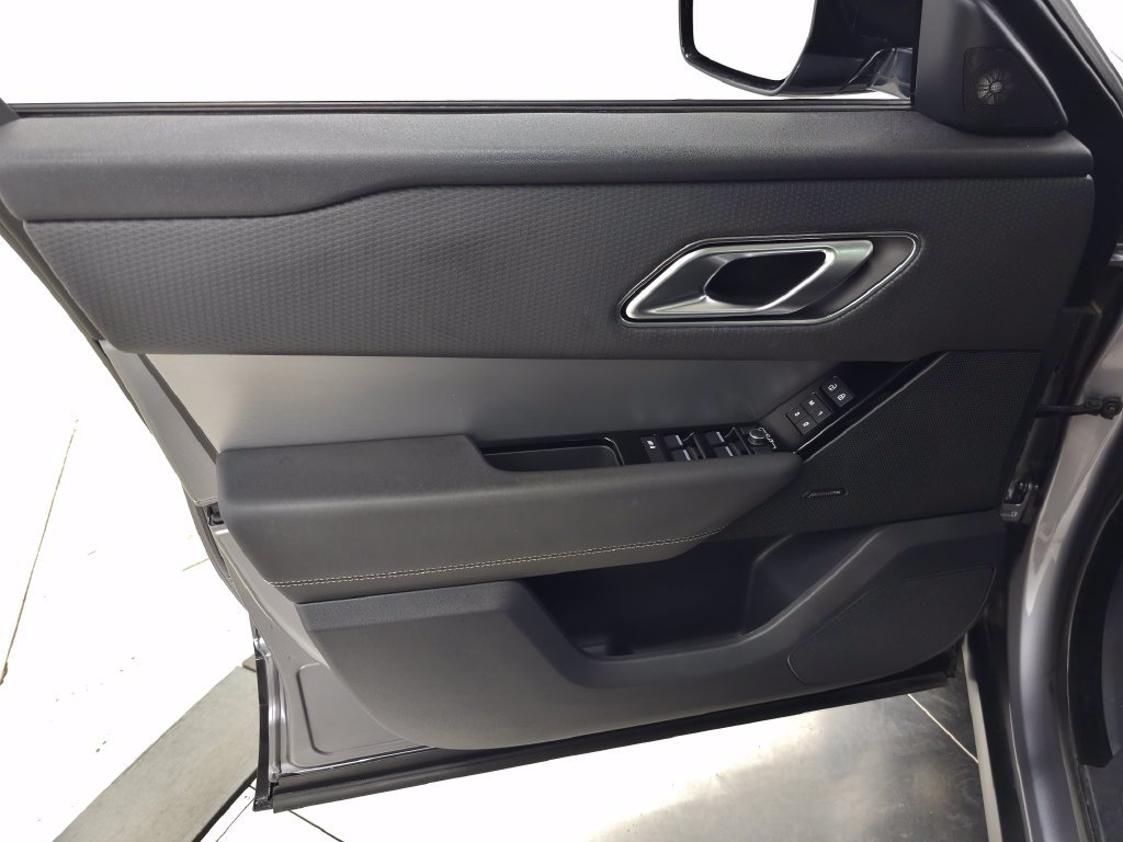 Used 2022 Land Rover Range Rover Velar R-Dynamic S AWD/4WD image 13