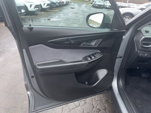 Used 2024 Chevrolet TrailBlazer LT image 19