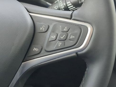 Used 2023 Chevrolet Equinox LT image 25