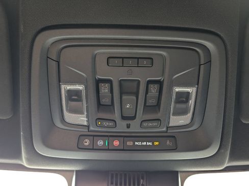 Certified 2025 Chevrolet Silverado 1500 ZR2 w/ Technology Package AWD/4WD image 14