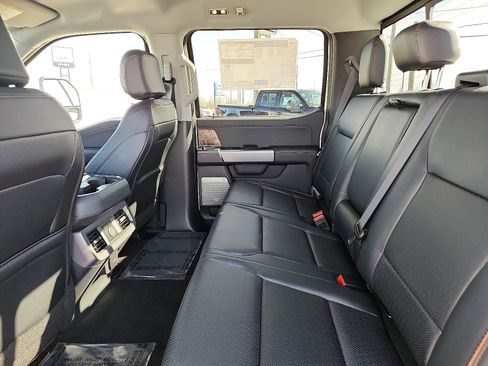 New 2026 Ford F250 Lariat w/ Chrome Package image 8