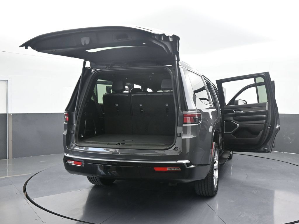 Used 2022 Jeep Wagoneer Series II RWD image 77