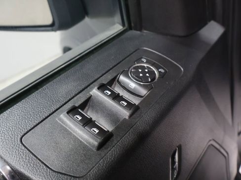 Used 2018 Ford F150 XLT w/ Equipment Group 302A Luxury image 16