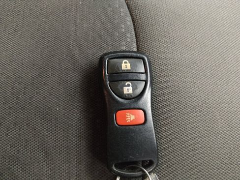 Used 2015 Nissan Xterra S RWD image 32