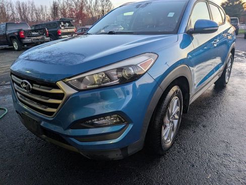 Used 2018 Hyundai Tucson SEL Plus w/ Cargo Package image 2
