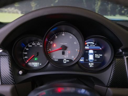 Used 2017 Porsche Macan S image 16