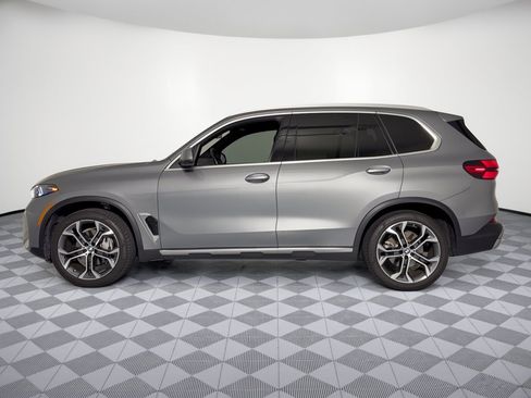 Used 2026 BMW X5 sDrive40i RWD image 2