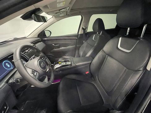 Used 2023 Hyundai Tucson Limited image 3