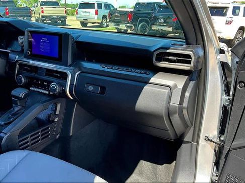 Certified 2026 Toyota Tacoma SR5 RWD image 19