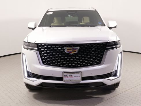 Used 2023 Cadillac Escalade Premium Luxury w/ LPO, Floor Liner Package AWD/4WD image 5