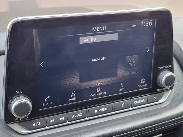 Certified 2023 Nissan Rogue SV FWD image 16