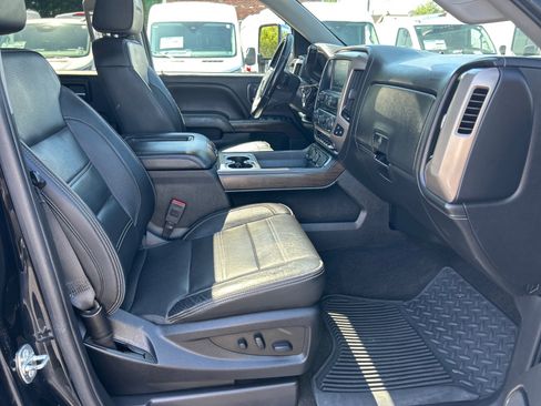 Used 2018 GMC Sierra 1500 Denali w/ Denali Ultimate Package AWD/4WD image 18
