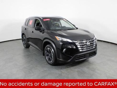 Certified 2024 Nissan Rogue SV w/ SV Premium Package FWD image 5