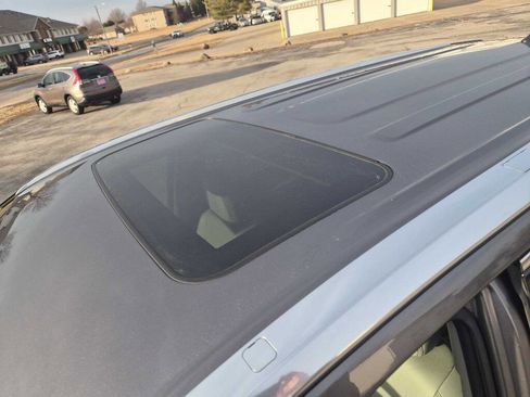 Used 2018 Toyota Highlander XLE image 6