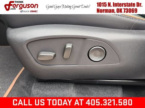 New 2026 GMC Acadia AT4 w/ Luxury Package AWD/4WD image 18