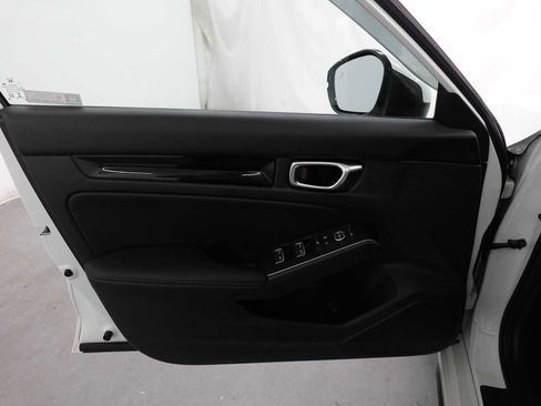 Used 2022 Honda Civic Sport Touring image 10