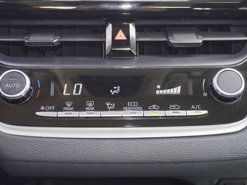 Certified 2024 Toyota Corolla LE FWD image 15