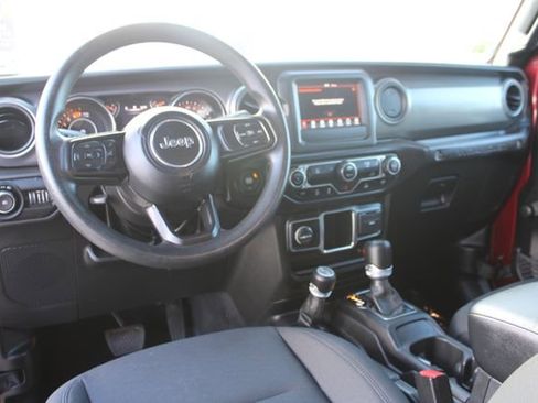 Used 2022 Jeep Wrangler Unlimited Sport AWD/4WD image 15