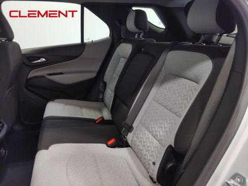 Used 2022 Chevrolet Equinox LT image 33