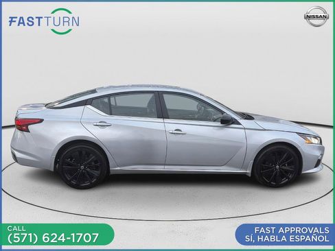 Used 2021 Nissan Altima 2.5 SR image 13