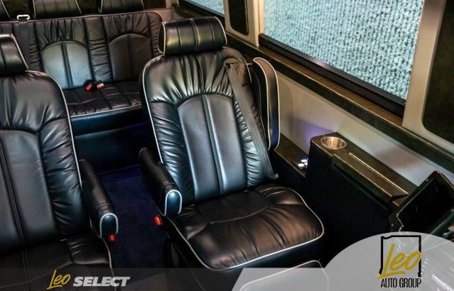 Used 2017 Mercedes-Benz Sprinter 2500 image 5