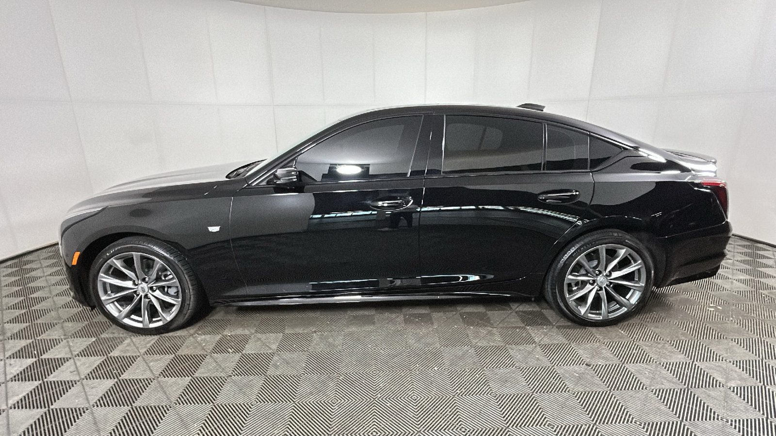 Used 2026 Cadillac CT5 Sport w/ Technology Package AWD/4WD image 7