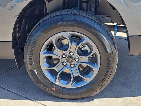 New 2025 Ford Maverick XLT image 36