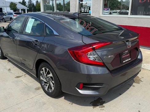Used 2017 Honda Civic EX image 4