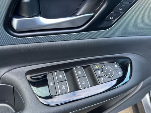 Used 2025 Nissan Murano Platinum w/ Cargo Package image 19