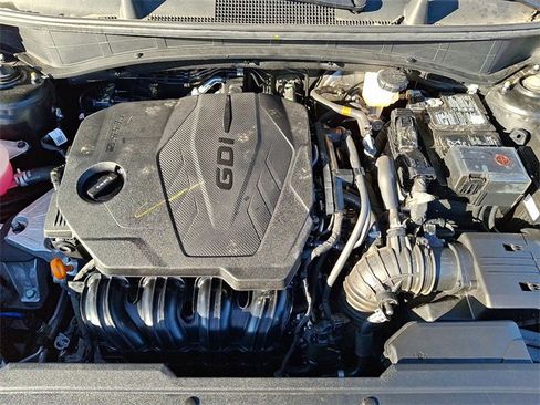 Certified 2025 Kia Sportage EX w/ Premium Package image 28