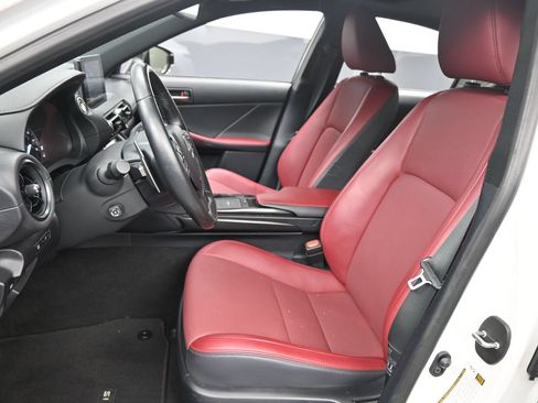 Used 2025 Lexus IS 300 w/ Premium Package RWD image 9