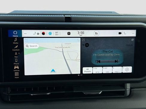 Used 2024 Jeep Wrangler Unlimited Rubicon 4xe w/ Technology Group image 14