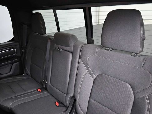 Used 2020 RAM 1500 Big Horn AWD/4WD image 11