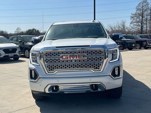 Used 2022 GMC Sierra 1500 Denali w/ Denali Premium Package image 2