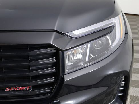 Used 2023 Honda Ridgeline Sport image 10