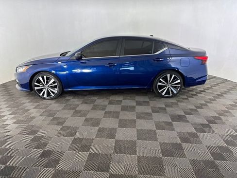 Used 2021 Nissan Altima 2.5 SR FWD image 8