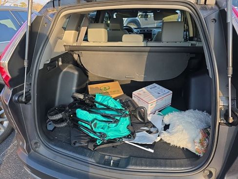 Used 2018 Honda CR-V EX image 16