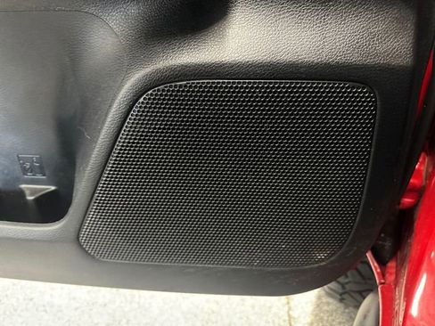 Used 2019 Toyota Tacoma TRD Sport image 22