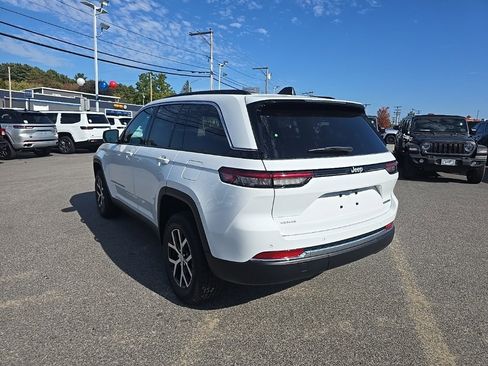 New 2025 Jeep Grand Cherokee Limited image 5