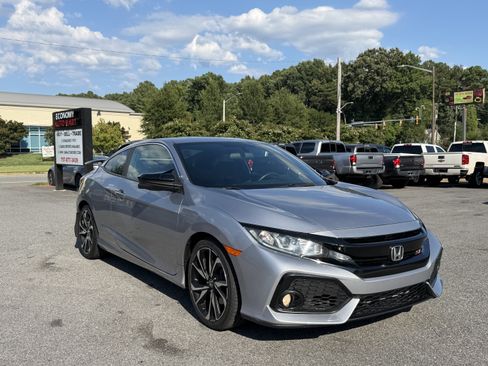 Used 2018 Honda Civic Si image 3