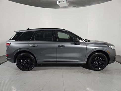 New 2026 Lincoln Corsair Grand Touring w/ Jet Appearance Package image 3