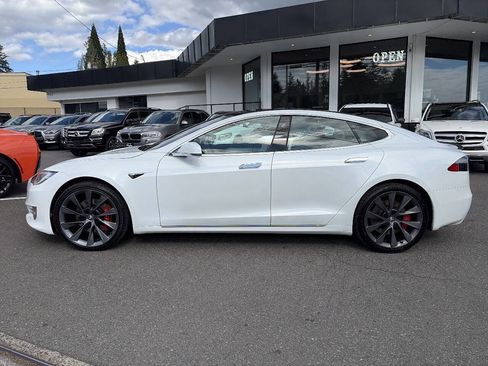 Used 2020 Tesla Model S Performance AWD/4WD image 2