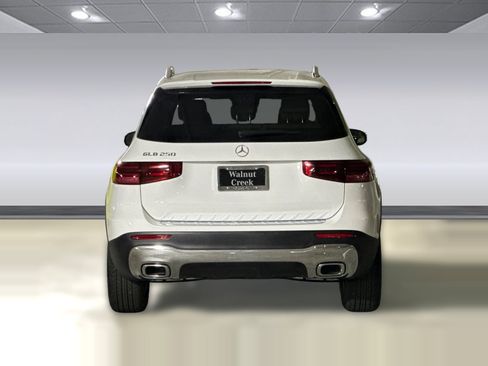 Used 2026 Mercedes-Benz GLB 250 image 9