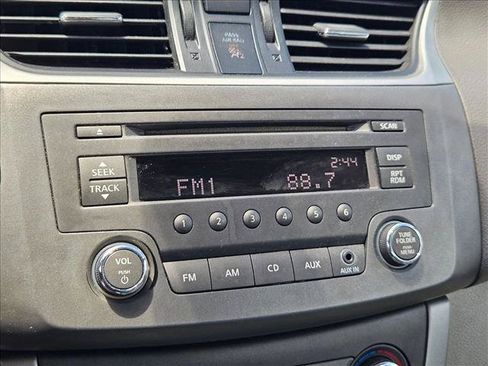 Used 2013 Nissan Sentra S FWD image 8