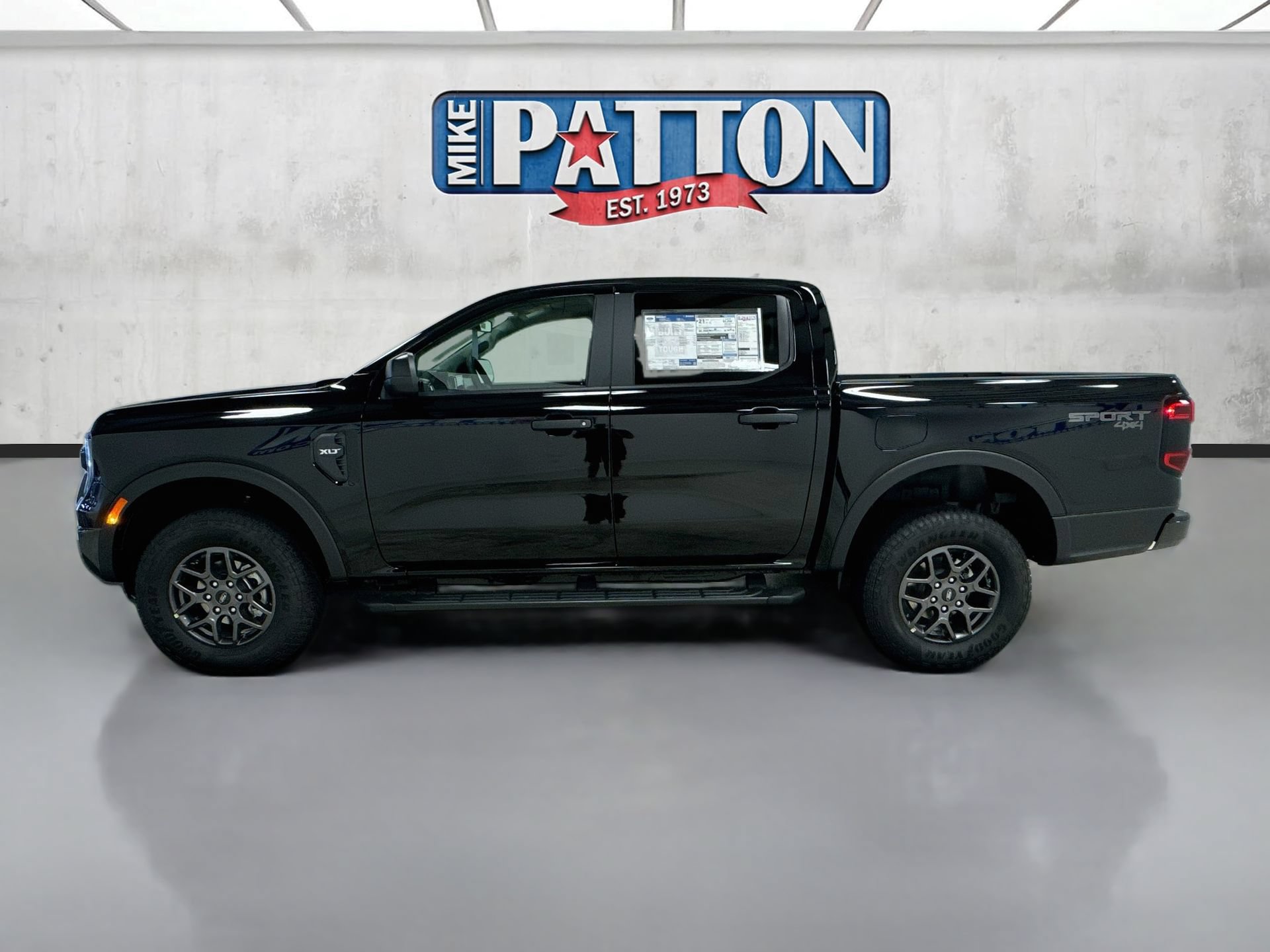 New 2026 Ford Ranger XLT w/ Trailer Tow Package AWD/4WD image 4