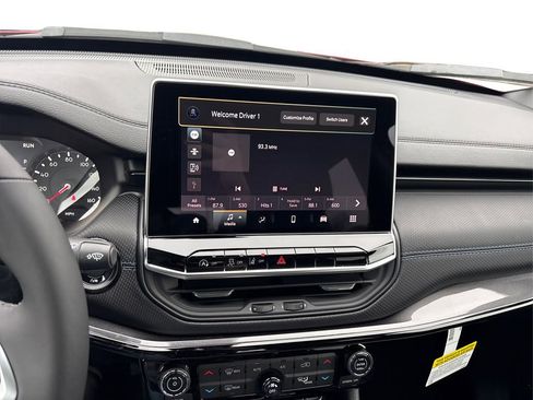 New 2026 Jeep Compass Latitude image 16