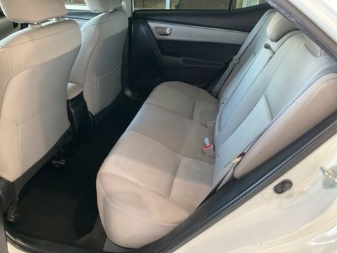 Used 2016 Toyota Corolla LE image 18