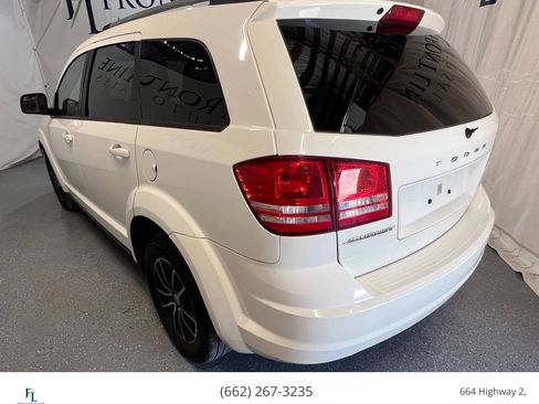 Used 2018 Dodge Journey SE w/ Connectivity Group image 4