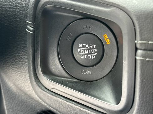 Used 2024 Jeep Wrangler Unlimited Rubicon image 18